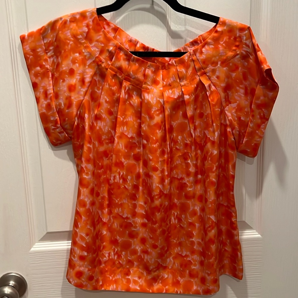 Banana Republic 100%Silk Top size M